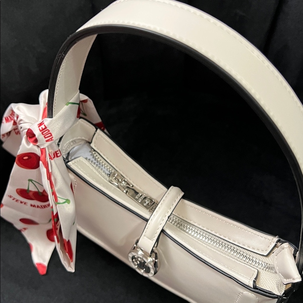 ๐ Steve Madden Broselyn Shoulder bag, Vanilla cream color - Picture 7 of 10